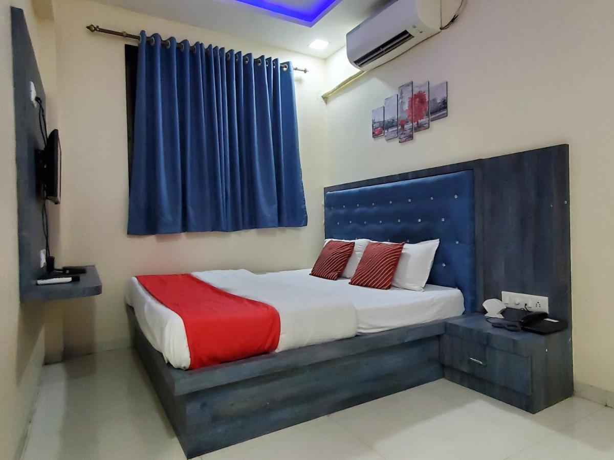 Hotel Mari Aai Residency Нави Мумбаи Экстерьер фото