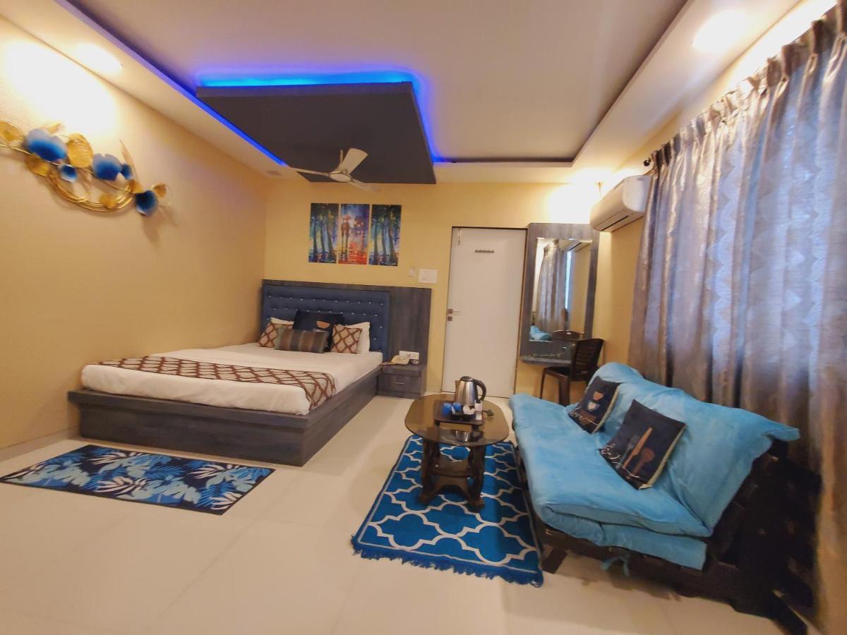 Hotel Mari Aai Residency Нави Мумбаи Экстерьер фото