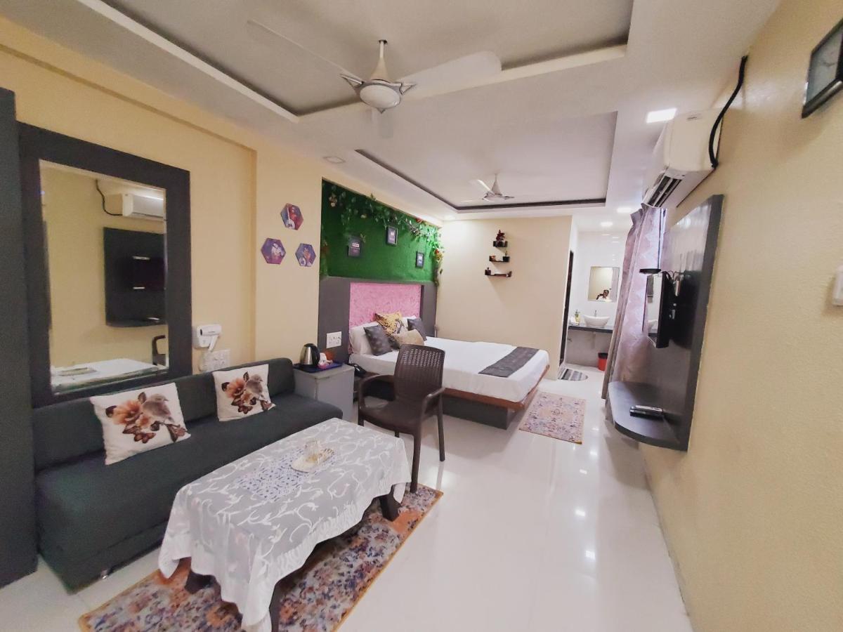 Hotel Mari Aai Residency Нави Мумбаи Экстерьер фото
